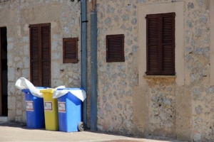 trash can